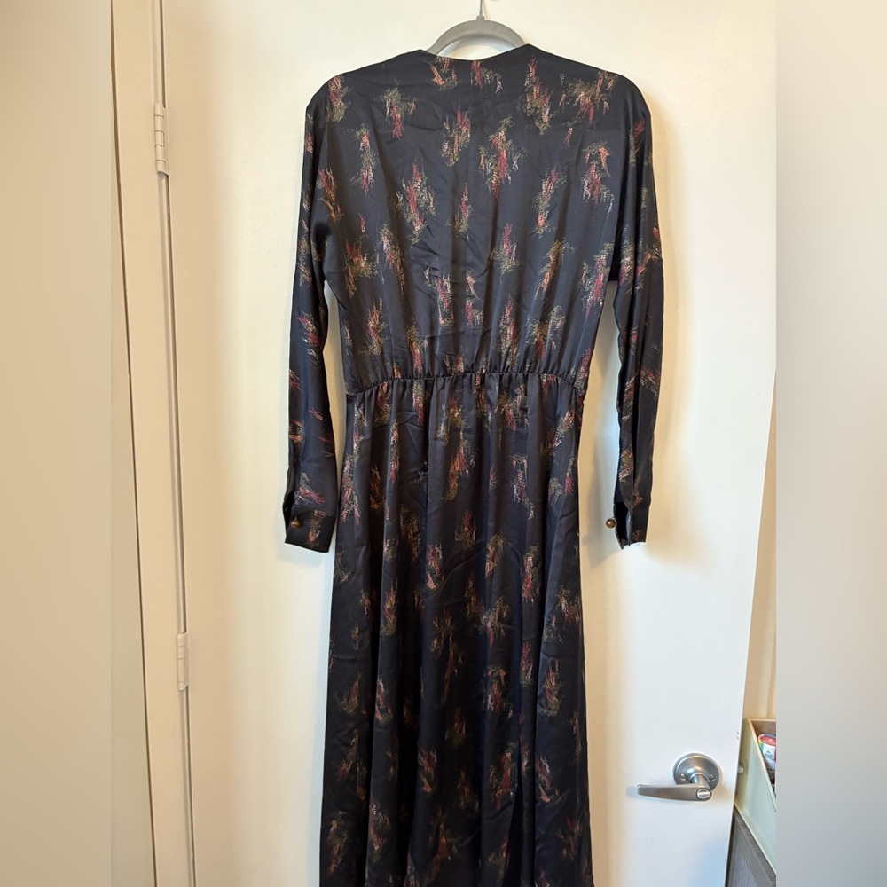 $445 Vince “Wisteria” floral silky long sleeve faux wrap v-neck dress  Size XS - Picture 14 of 14